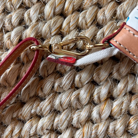 NWT Cavalcanti White Floral Purse - Picture 2 of 14